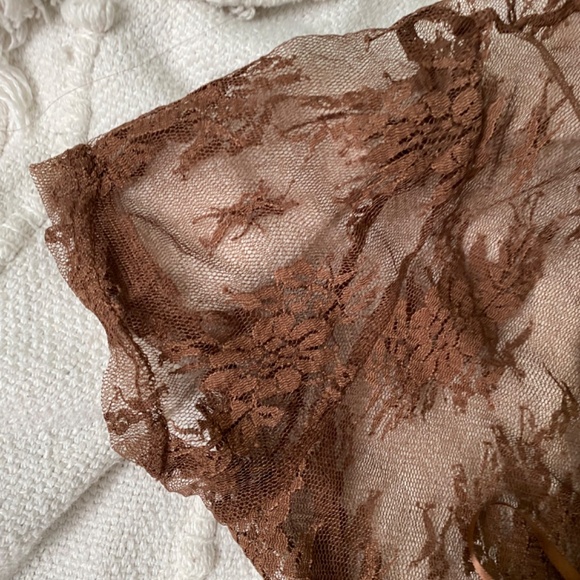 YESSTYLE dainty brown lace cardigan in small/medium - Picture 4 of 4